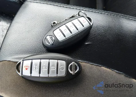 2017 Nissan Maxima 3.5 S z USA, uszkodzony, nr VIN 1N4AA6AP7HC456383